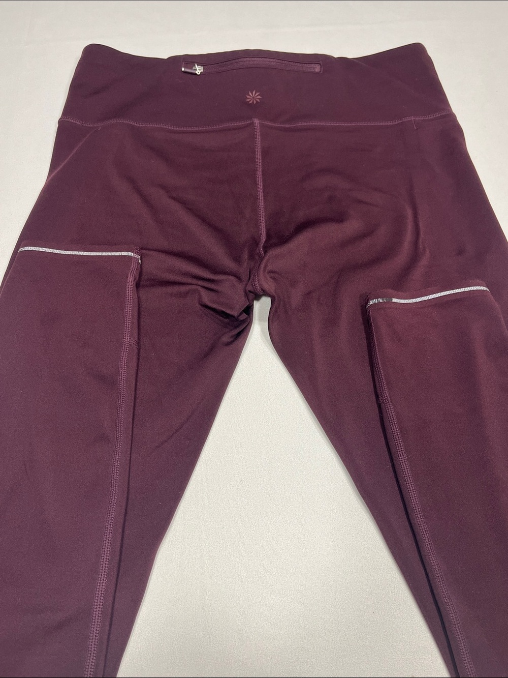 Athleta ST Burgundy 3/4 Capri Leggings Reflective Trim Zip Pocket Sz Small Tall - Picture 7 of 8